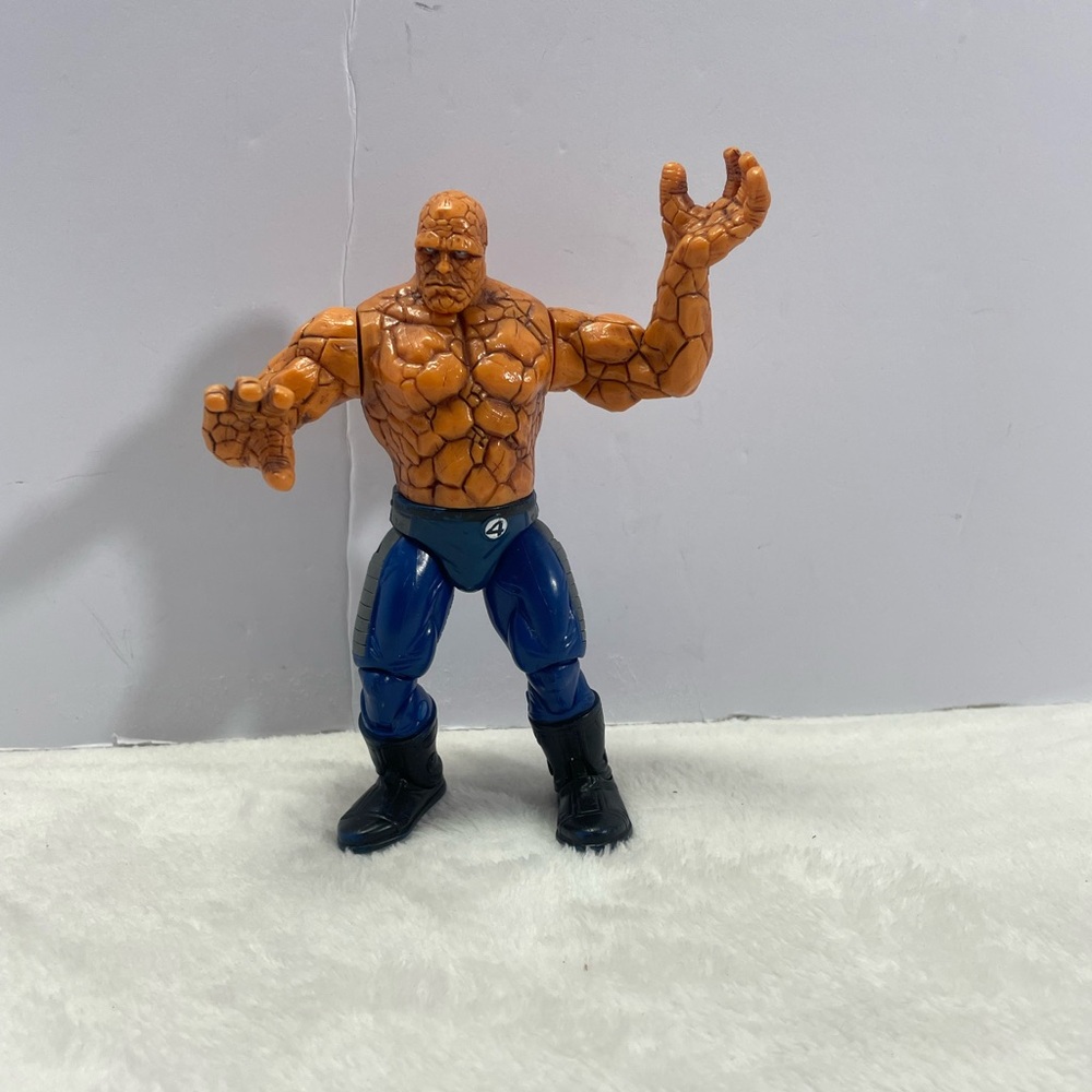 Fantastic 4 Four The Thing Marvel Hasbro 6" Action Figure 2007 Throwing Action